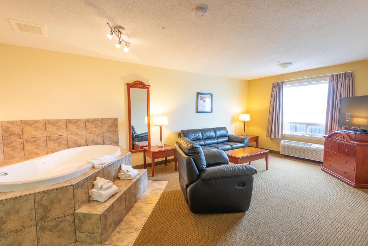 Days Inn By Wyndham Bonnyville Dış mekan fotoğraf