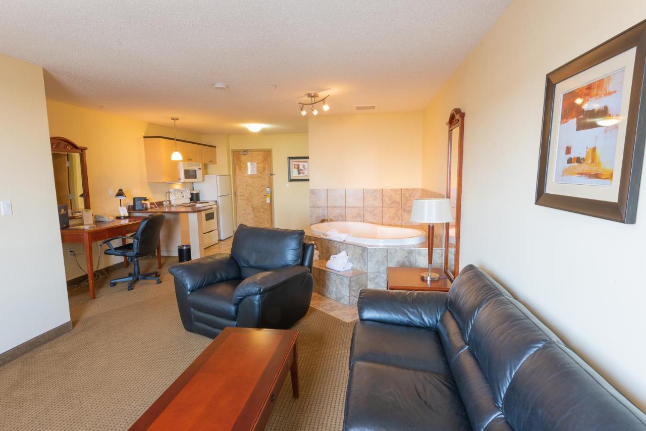 Days Inn By Wyndham Bonnyville Dış mekan fotoğraf