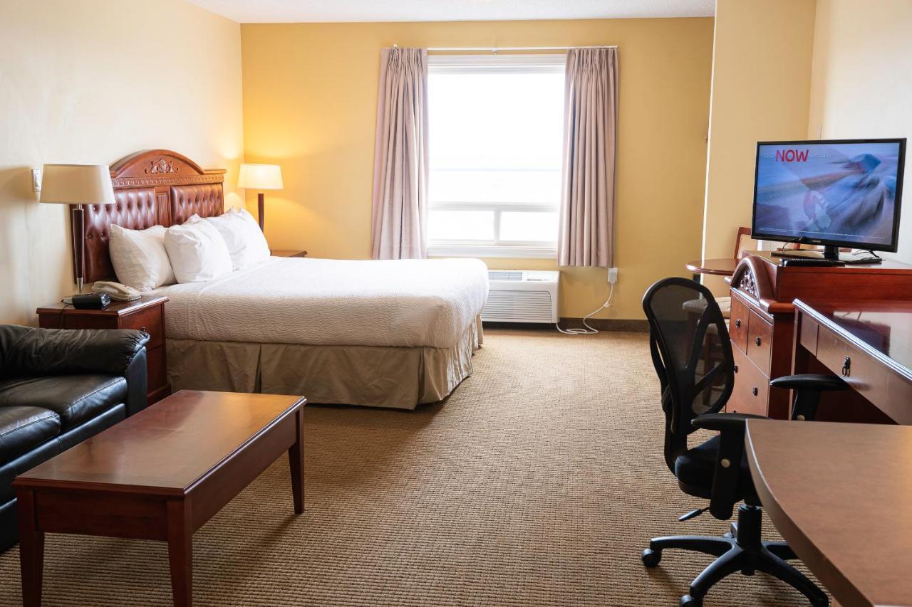 Days Inn By Wyndham Bonnyville Dış mekan fotoğraf